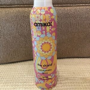Amika anti humidity spray